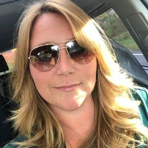 Meet your Posher, Keri